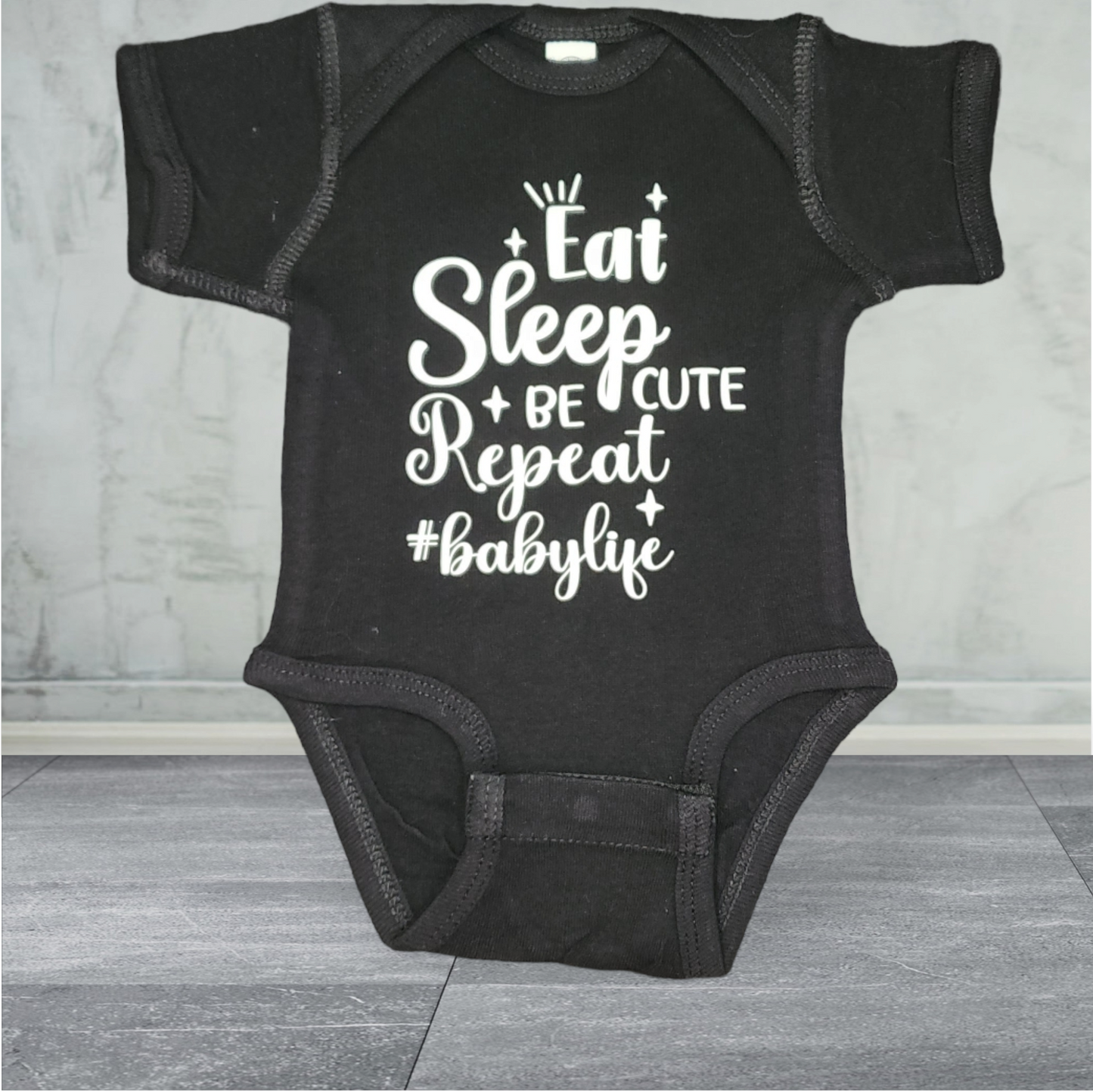 Baby onesie - Crafts by Serenity