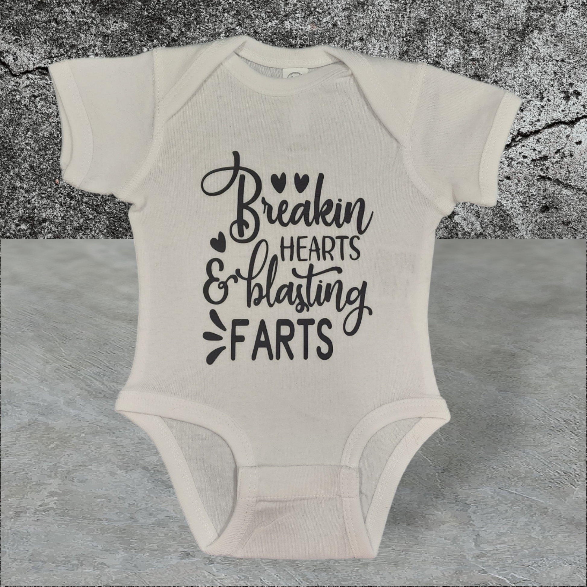 Baby onesie - Crafts by Serenity